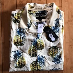 Brand new Hawaiian style short sleeve button down shirt.